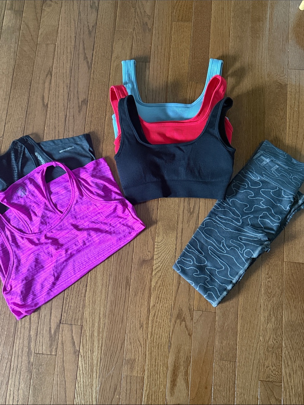 NEW ECHT Leggings + Sports Bras Bundle